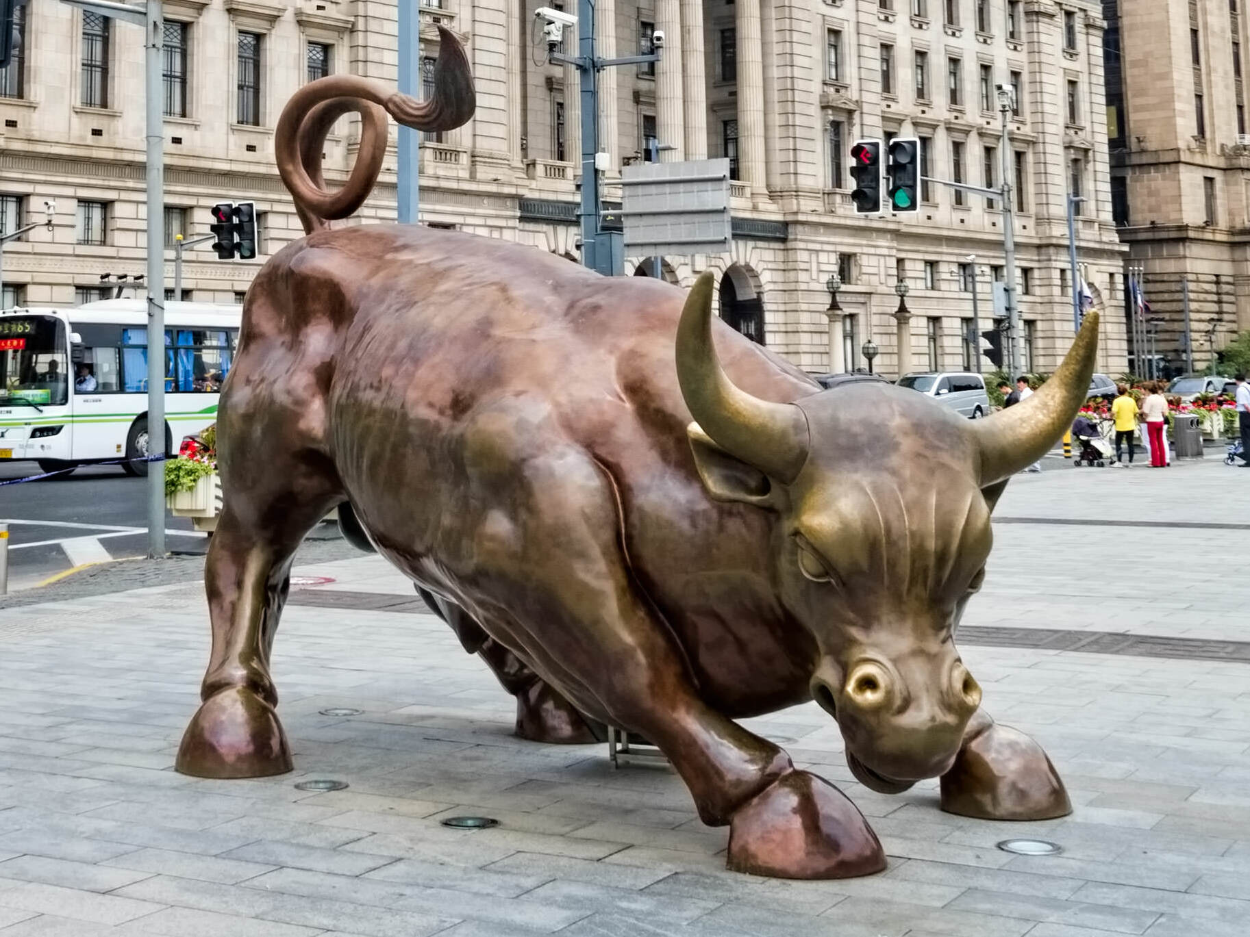 Webull Review 2026: Is Free Options Trading Worth It?
