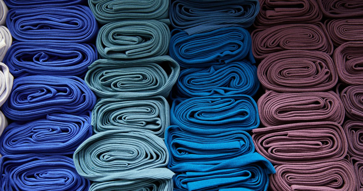 Lululemon Q2 FY2026 Earnings: LULU Options Setup Into a Steep Expected Decline