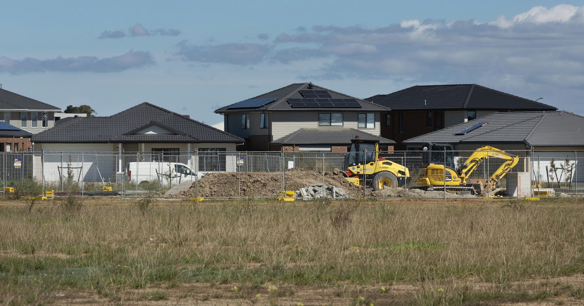 Lennar Q3 FY2026 Earnings Options: Pricing a Move Into a Same-Day Fed Decision